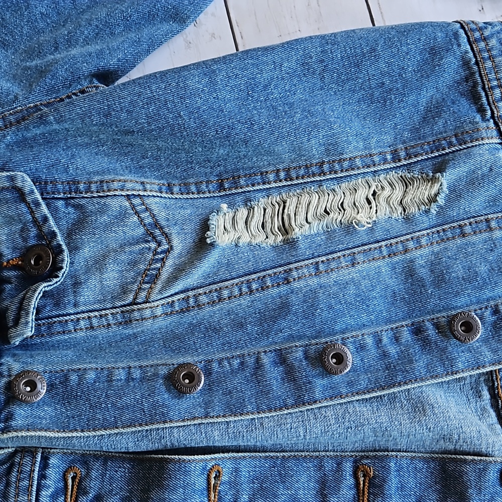Jean Jacket Size Small - Picture 3 of 4